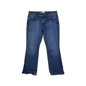 Levi's 515 Women's Relaxed Fit Bootcut Denim 34x28.5 MidRise Unique Back Pockets